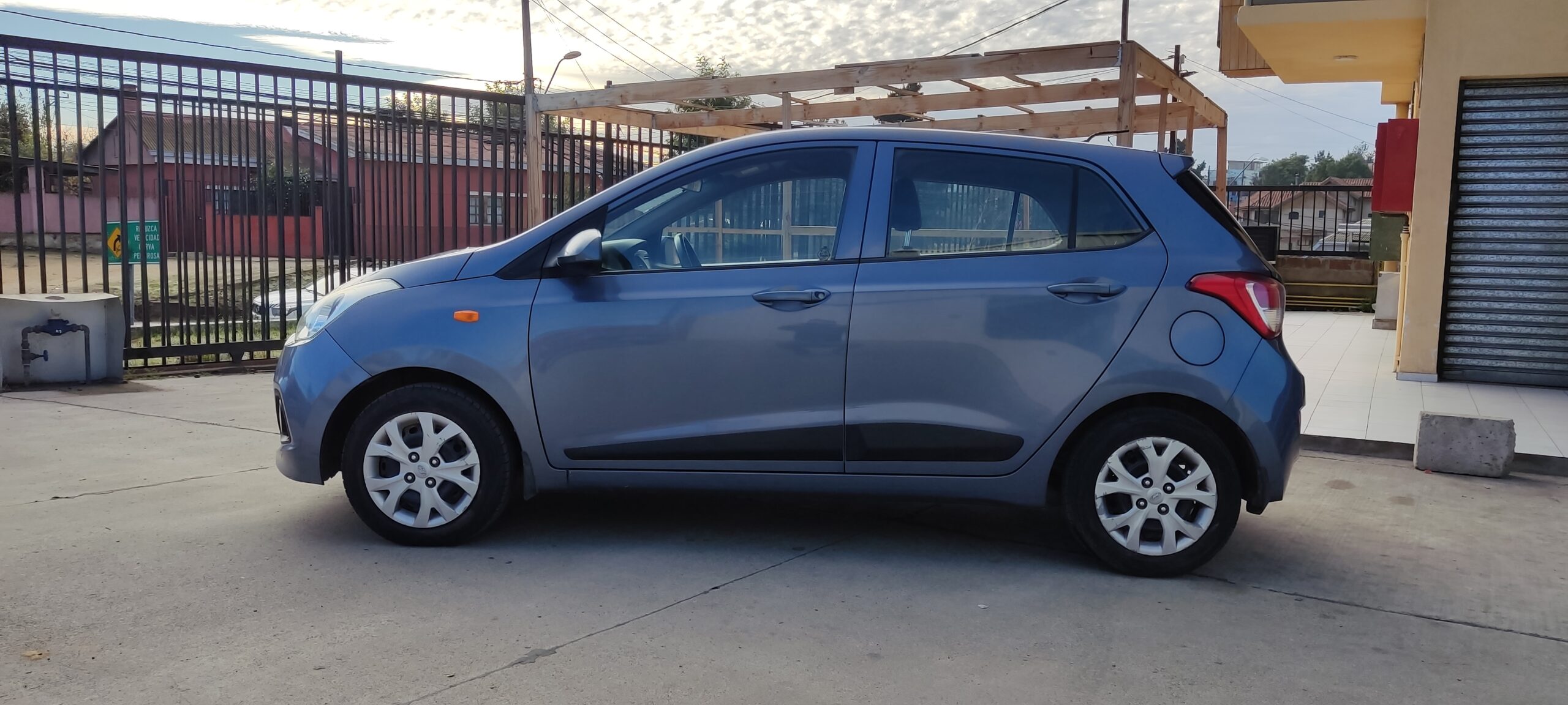 Hyundai – GRAND I10 BA GLS 1.2 – 2016
