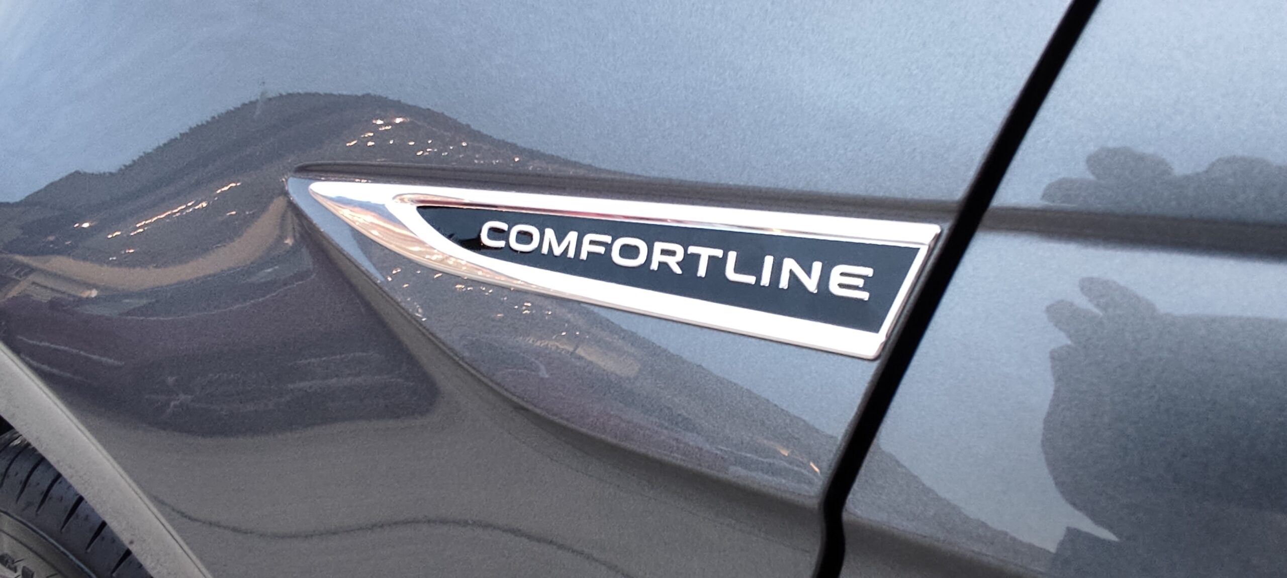 Volkswagen – POLO 1.0 TSI Comfort AUT – 2025