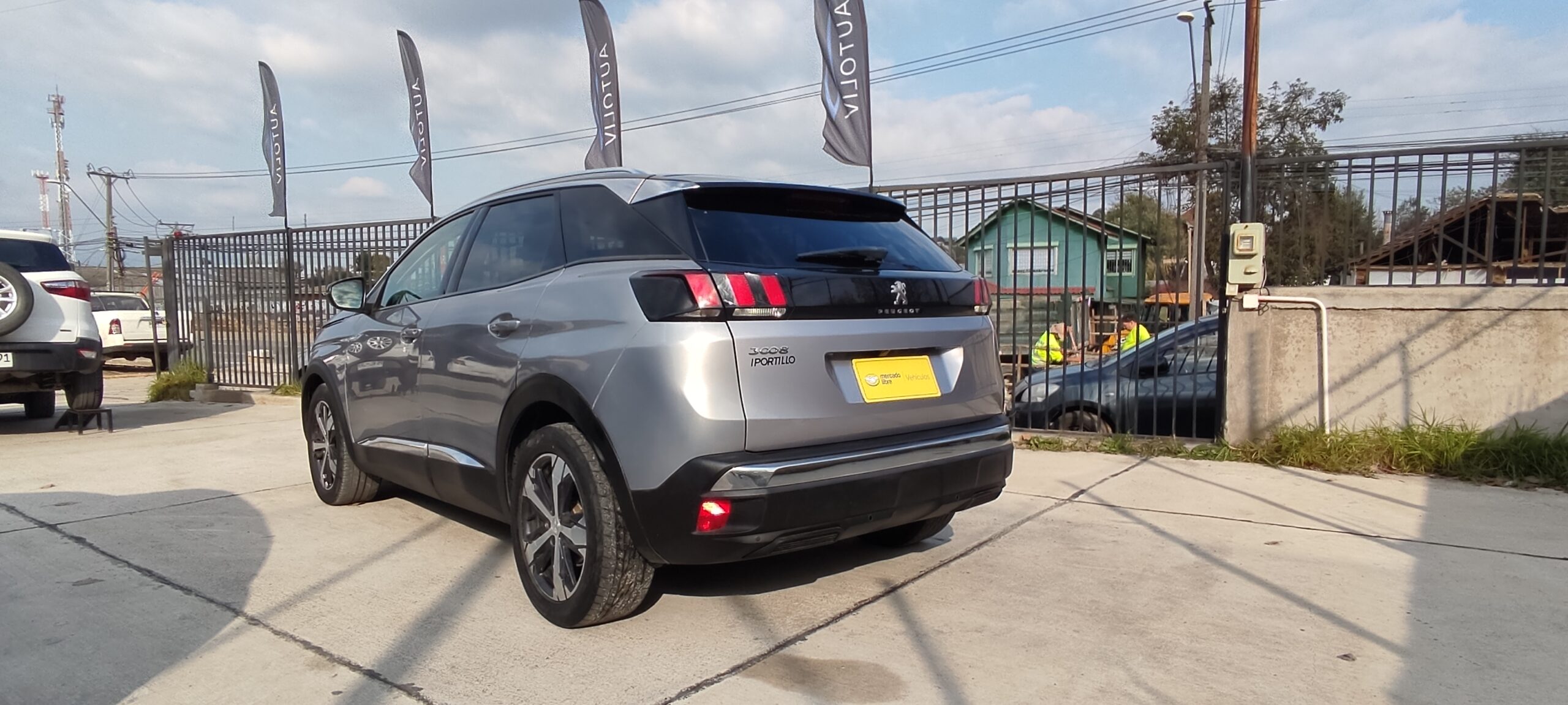 Peugeot – 3008 ALLURE 1.6 AUT – 2018